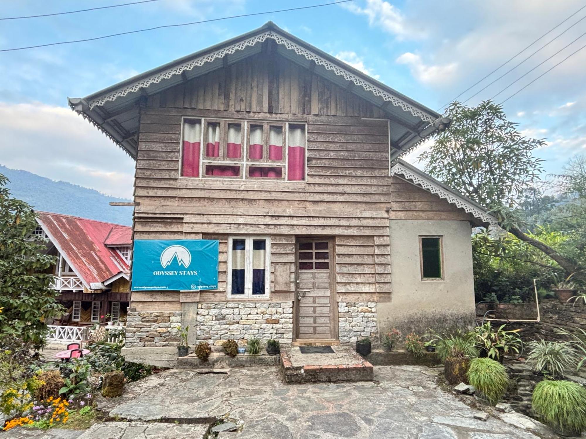 Odyssey'S Darap Eco Retreat Apartment Пелинг Екстериор снимка