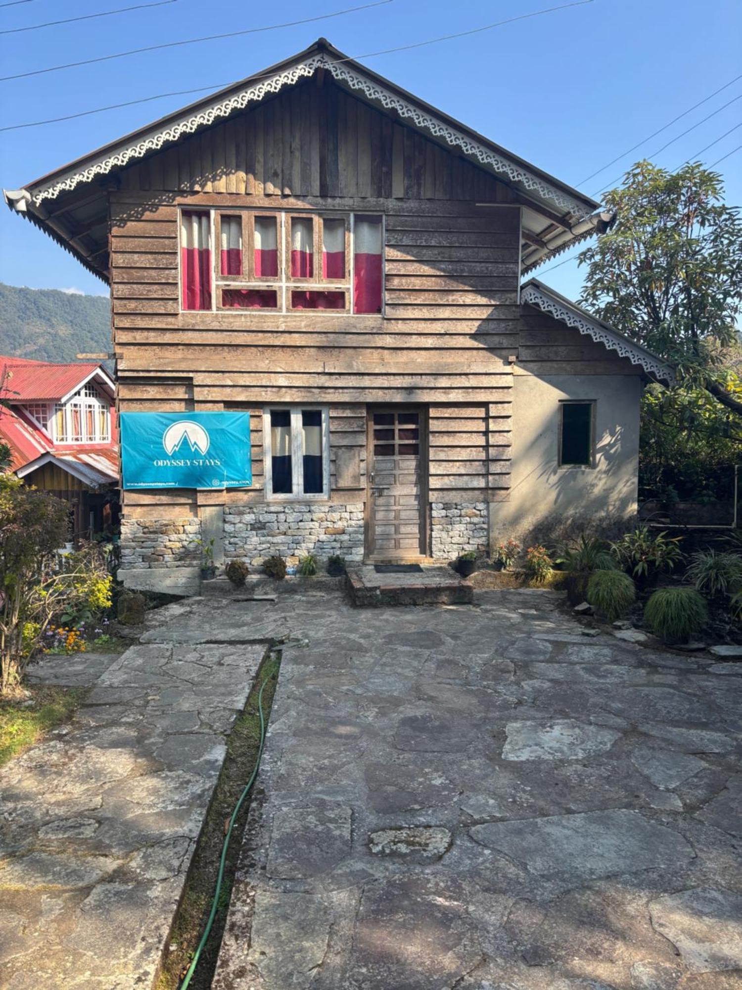 Odyssey'S Darap Eco Retreat Apartment Пелинг Екстериор снимка